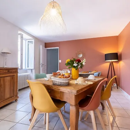 La Maison De Flavie بيت للعطل