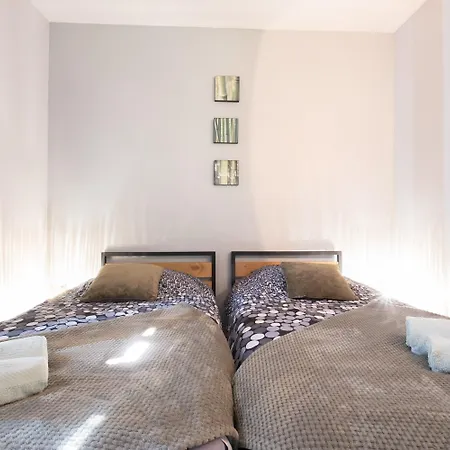La Maison De Flavie بيت للعطل Sainte-Cecile-d'Andorge