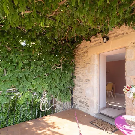 La Maison De Flavie Prázdninový dům Sainte-Cecile-d'Andorge